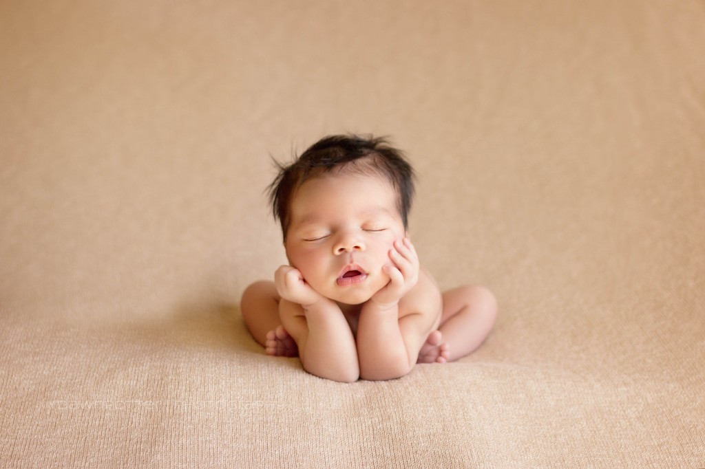 Seattle area newborn photographer