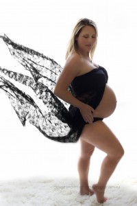 backlit maternity | Maple Valley maternity photographer