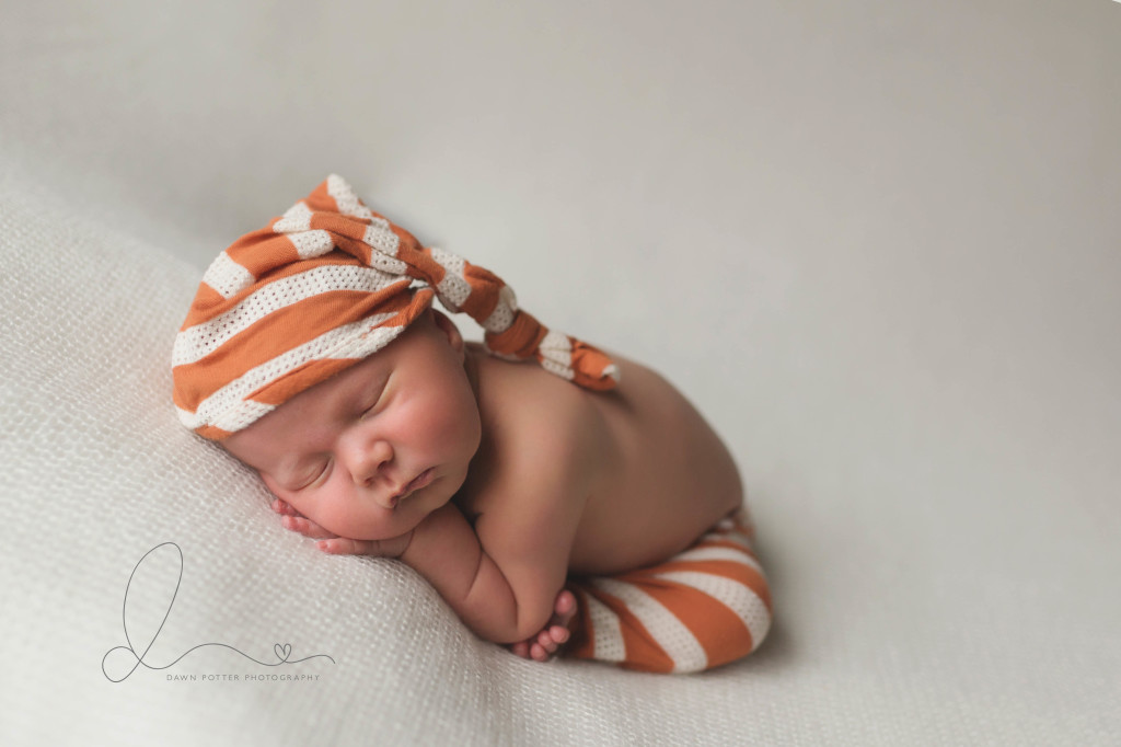 taco pose | baby boy | Seattle newborn-baby photographer