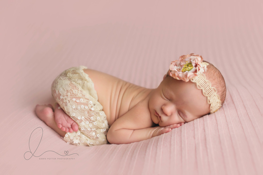 Tiny Baby Girl | Maple Valley Newborn Photographer | Seattle Newborn Photographer-7