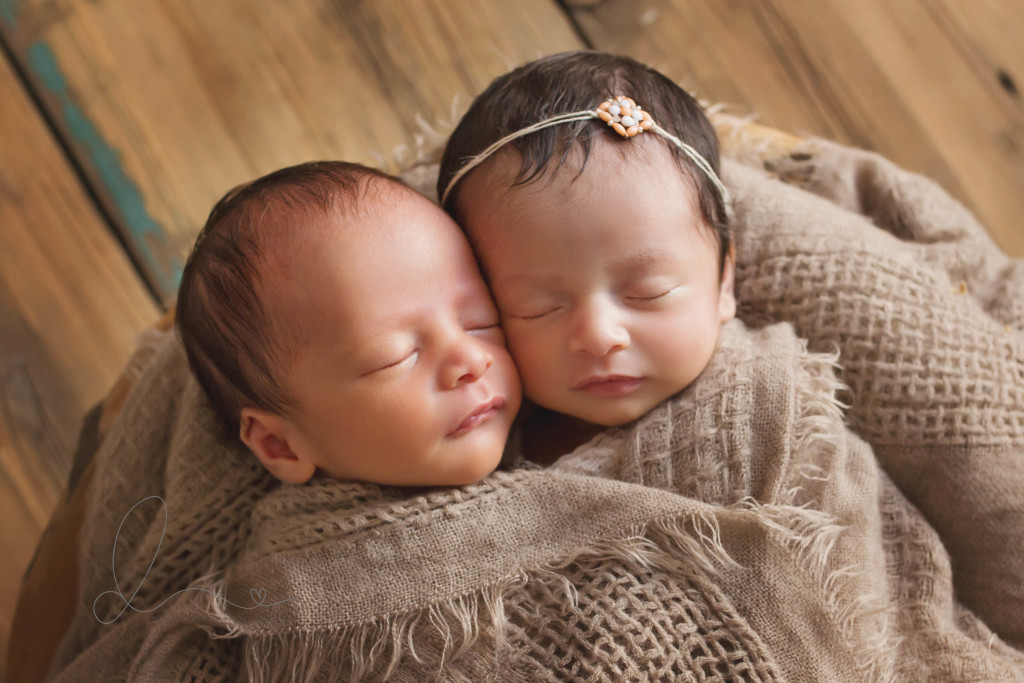 twins | newborn photography workshop | Bellevue - Seattle newborn baby photographer