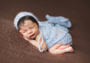 tushy pose | Belleuve Maple Valley newborn baby photographer