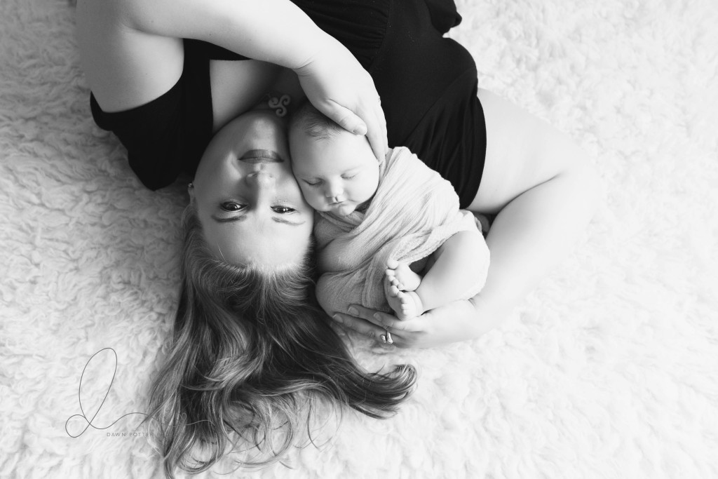 momma and 2 month old newborn | maple Valley Eastside newborn baby photographer