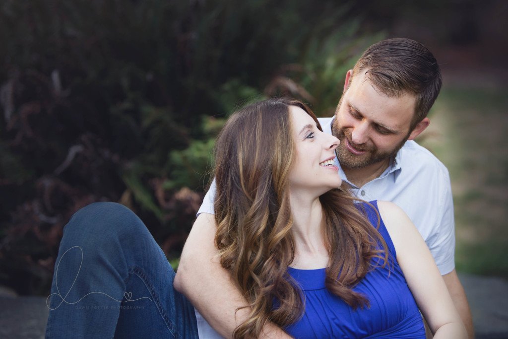 9 months pregnant | Outdoor Maternity Session | Maple Valley Issaquah maternity photographer