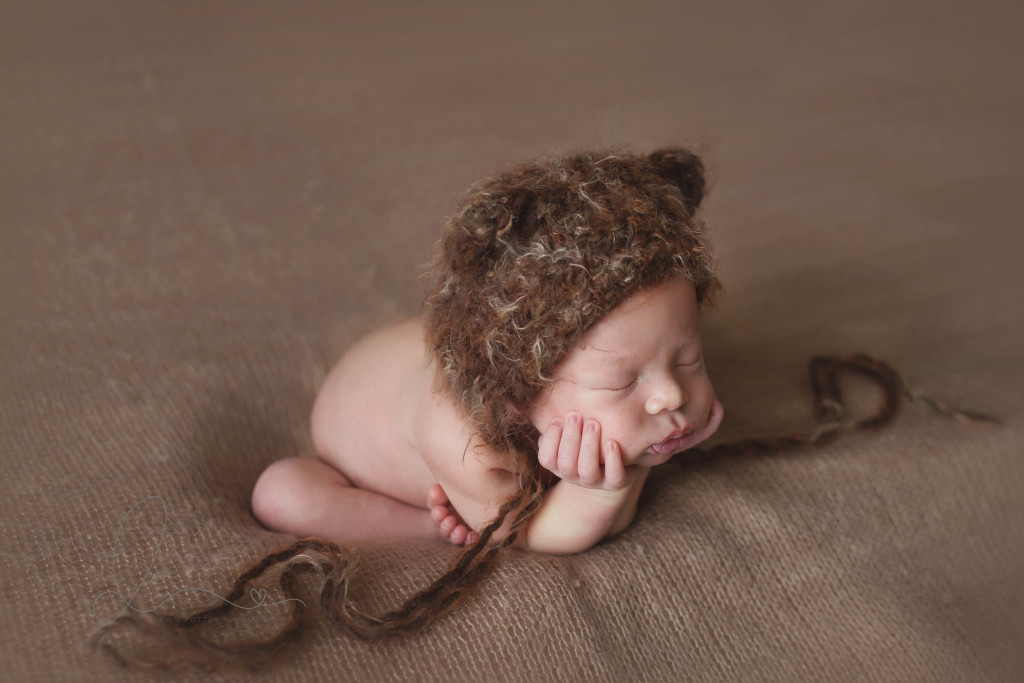 Frog Pose | sweet newborn baby boy | Bellevue Kirkland newborn baby photographer