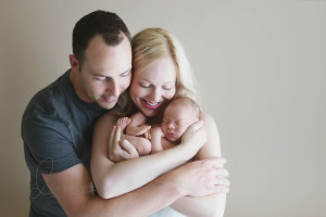 Baby with parents | sweet newborn baby boy | Bellevue Kirkland newborn baby photographer