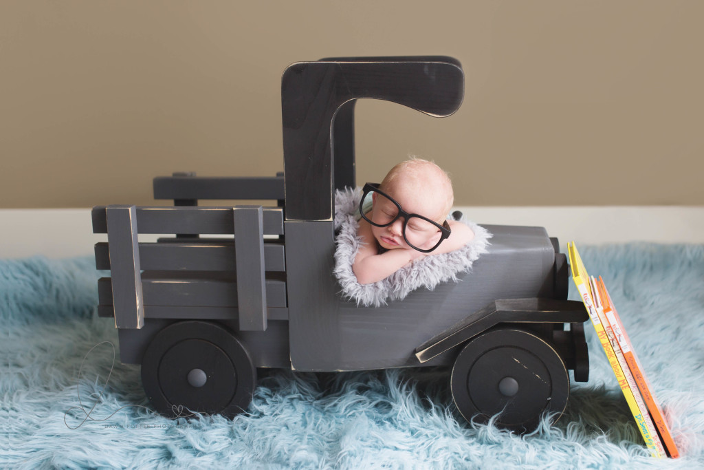 newborn sibling session | baby boy with big sister | issaquah - renton newborn baby photographer