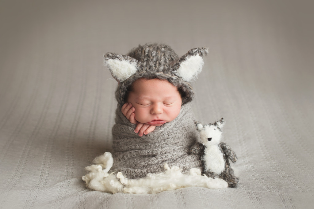 how to do the potato sack pose | behind the scenes | newborn safety | seattle bellevue newborn baby photographer