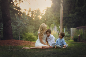 mom and me outdoor session | mom with two boys | maple valley issaquah child photographer