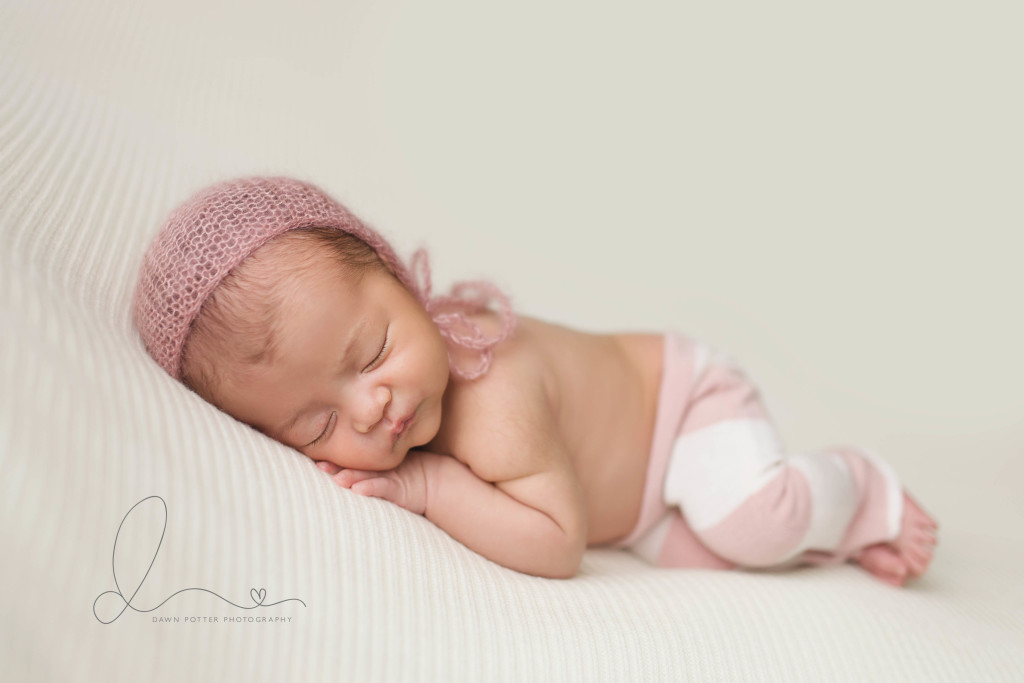 side lying pose | three week old | bellevue newborn photographer
