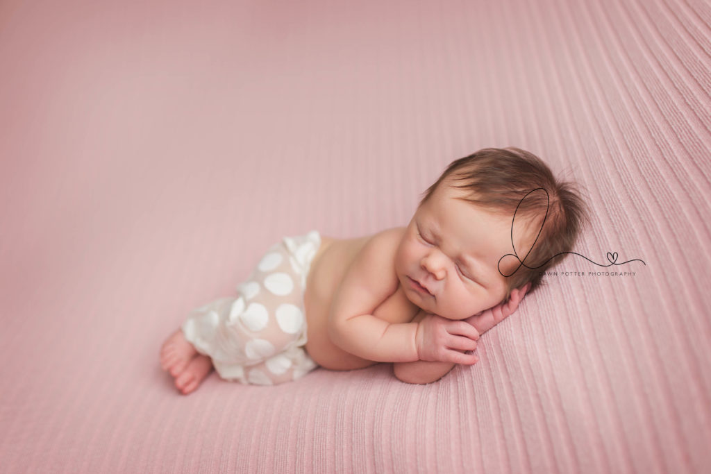 3 week old newborn session | issaquah baby photographer | side lying pose