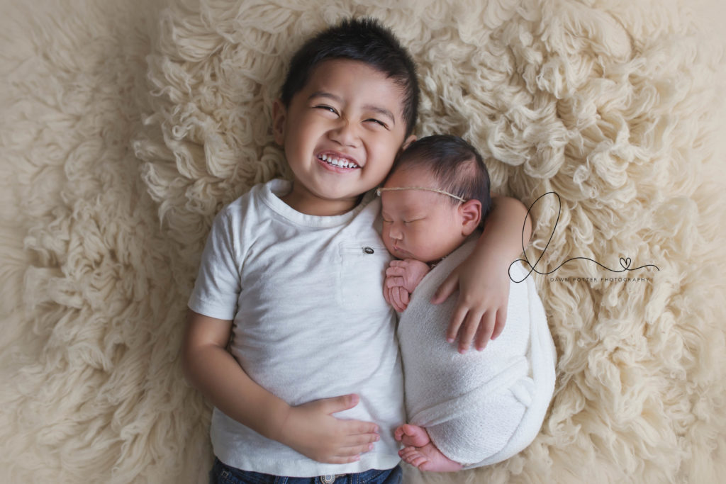 Bellevue newborn session | baby girl with big brother | Eastside newborn session