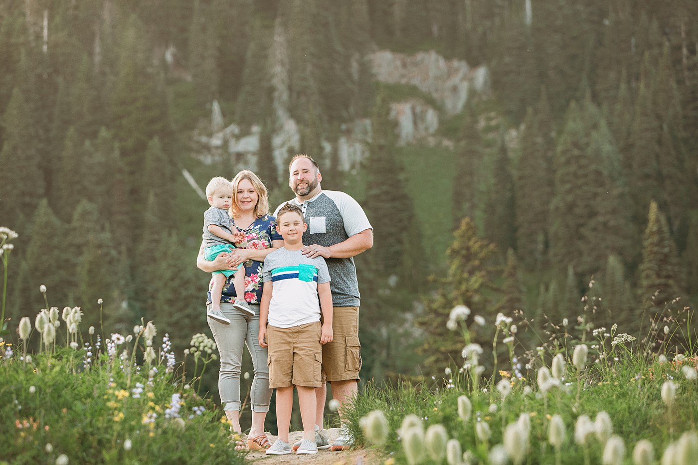 Seattle Family Photographer Dawn Potter Photography The Newborn Whisperer_